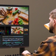 Imagen para el artículo titulado LG lanza un monitor vertical con un peculiar formato 16:18